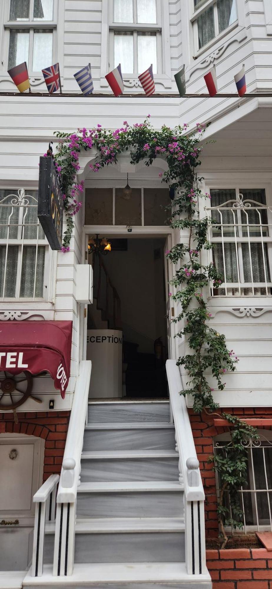 Hotel Kadikoey White House à Istambul Extérieur photo