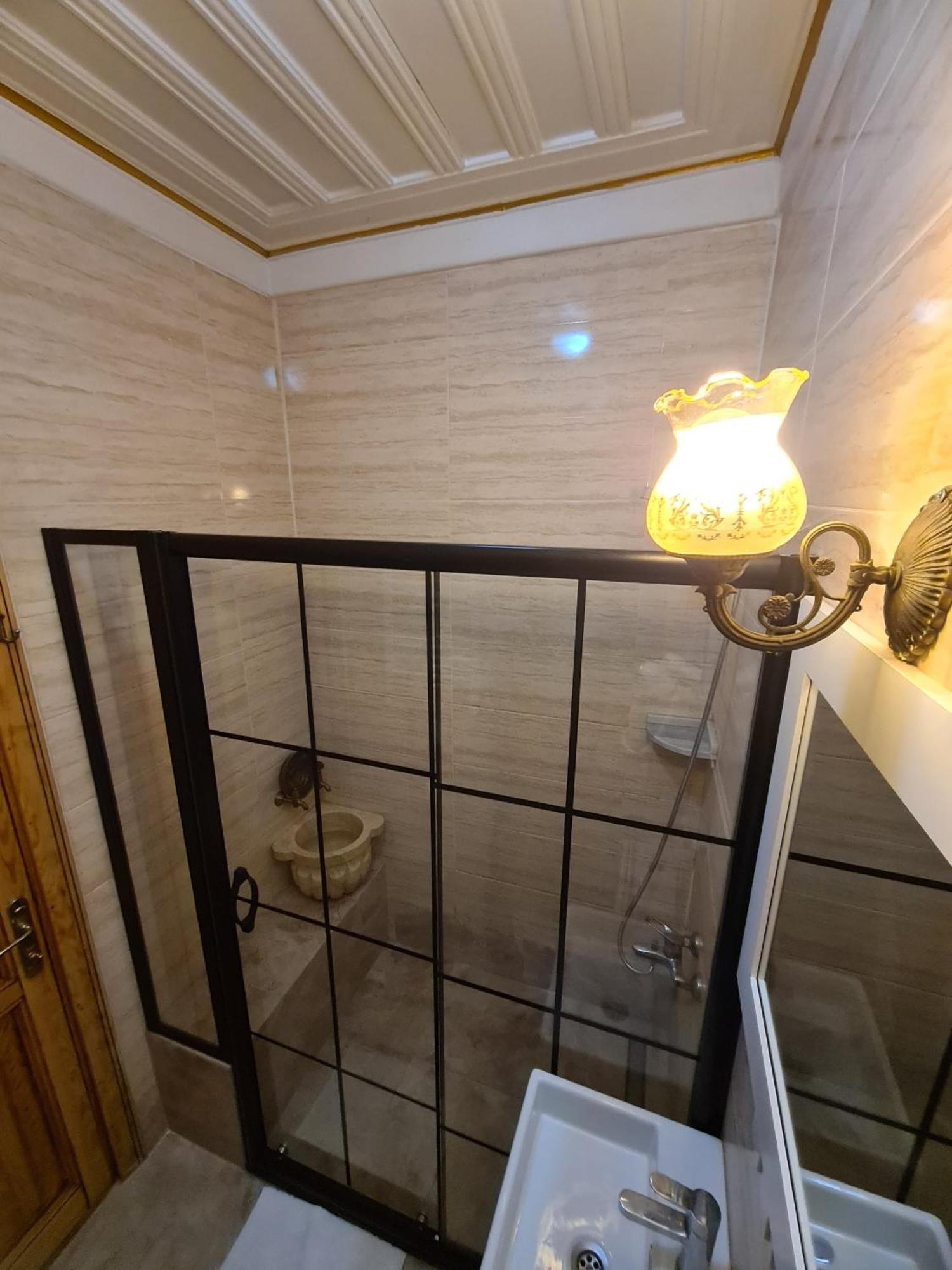 Hotel Kadikoey White House à Istambul Extérieur photo